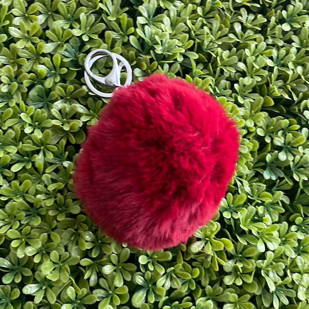 New  Dark red fur ball keychain